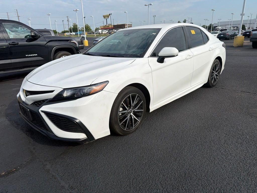 2021 Toyota Camry SE