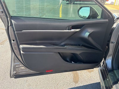 2021 Toyota Camry Hybrid SE