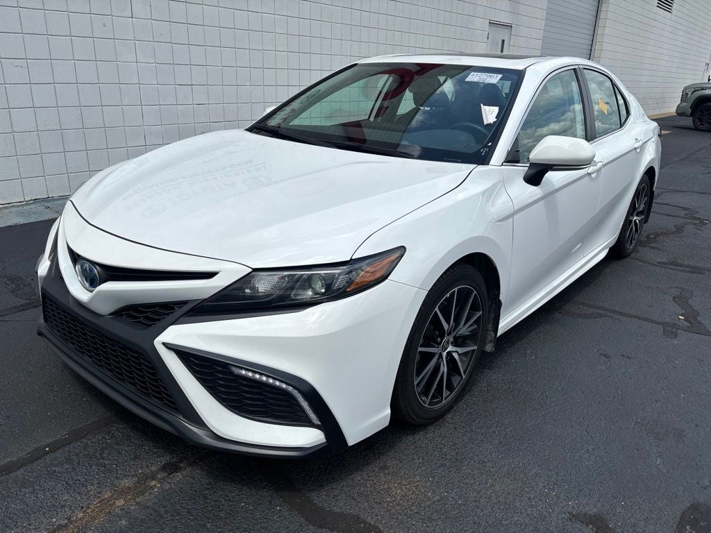 2023 Toyota Camry Hybrid SE