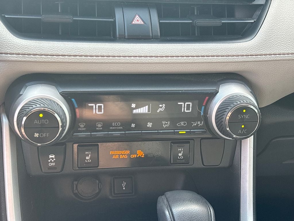 2020 Toyota RAV4 Hybrid XLE