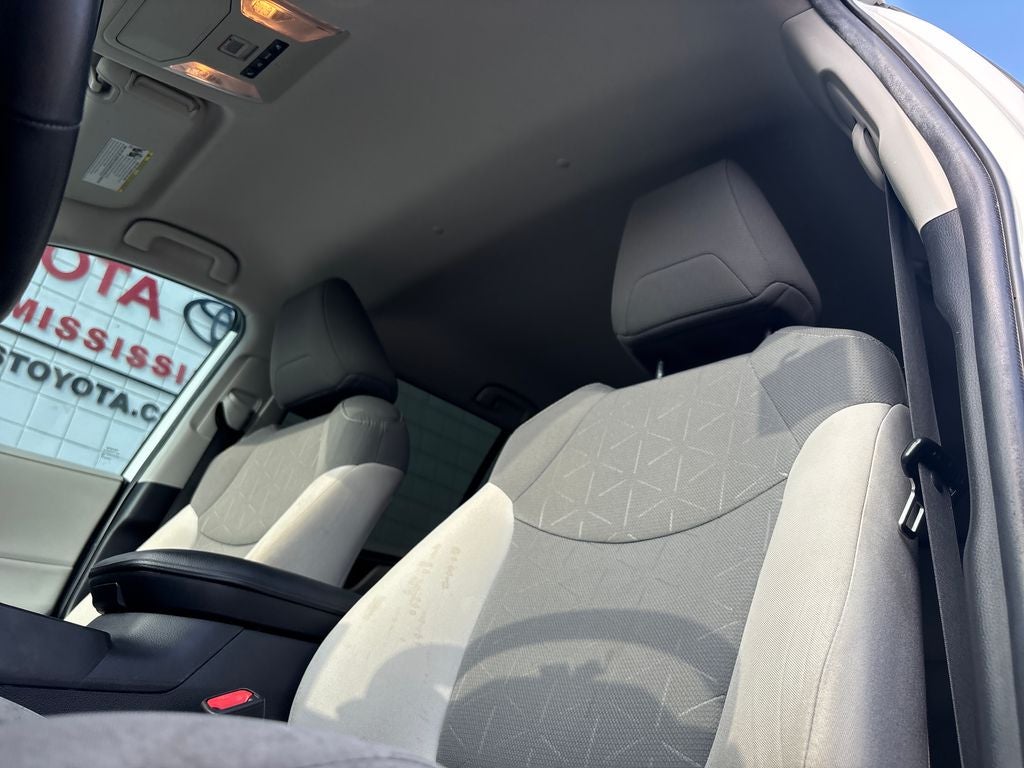 2020 Toyota RAV4 Hybrid XLE