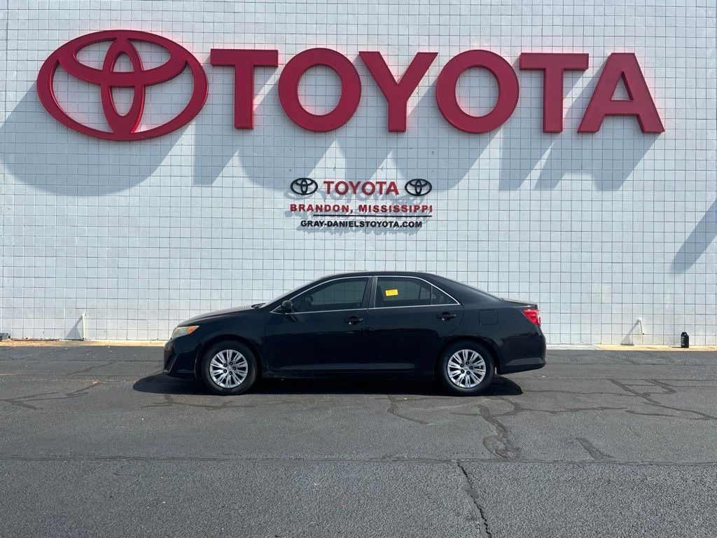 2013 Toyota Camry LE