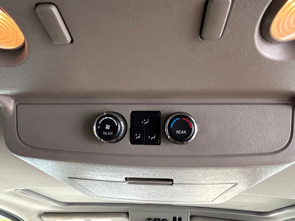 2014 Nissan Armada Platinum