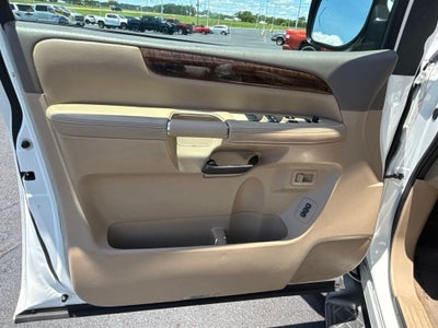 2014 Nissan Armada Platinum