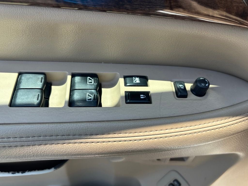 2014 Nissan Armada Platinum