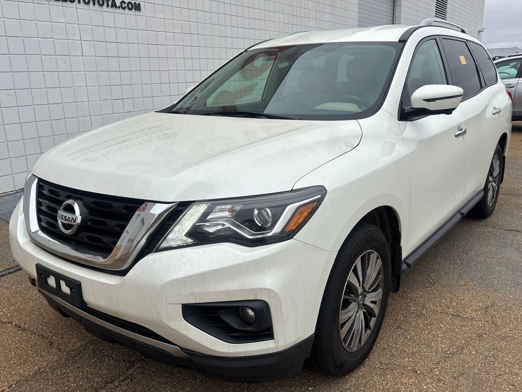 2020 Nissan Pathfinder SL