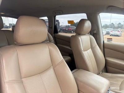 2020 Nissan Pathfinder SL