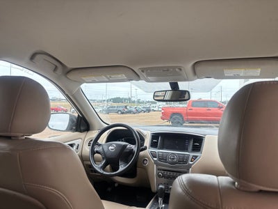 2020 Nissan Pathfinder SL