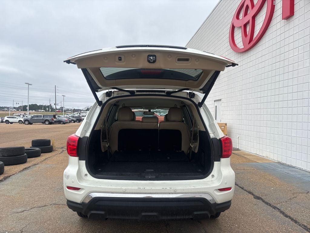 2020 Nissan Pathfinder SL