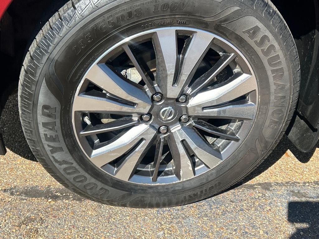 2018 Nissan Pathfinder SV