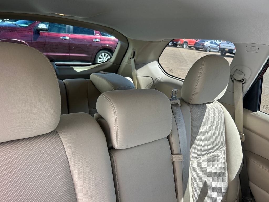 2018 Nissan Pathfinder SV