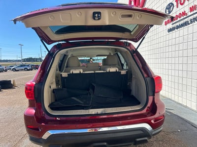 2018 Nissan Pathfinder SV