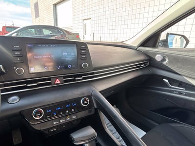 2022 Hyundai Elantra SEL