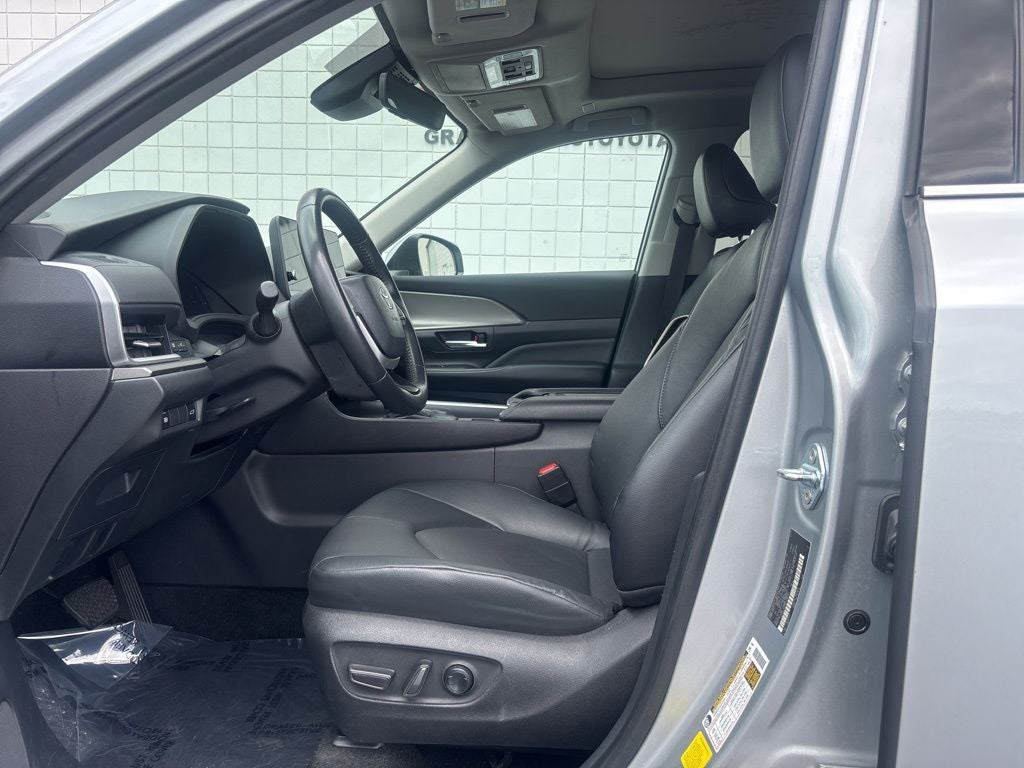 2025 Toyota Grand Highlander XLE