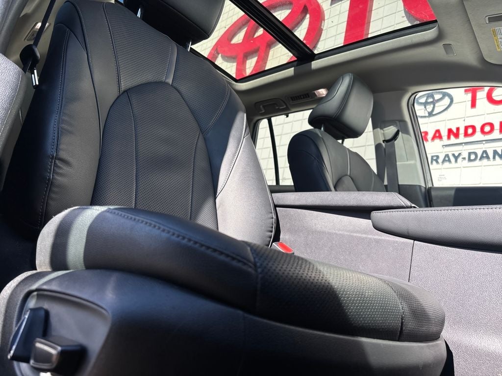 2025 Toyota Grand Highlander Platinum