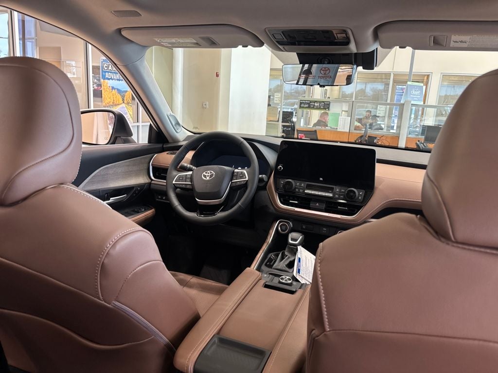 2026 Toyota Grand Highlander Platinum