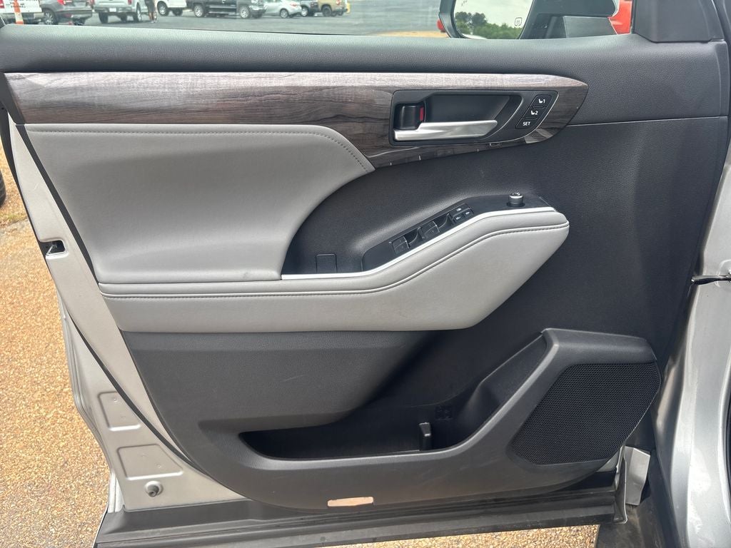 2021 Toyota Highlander Limited