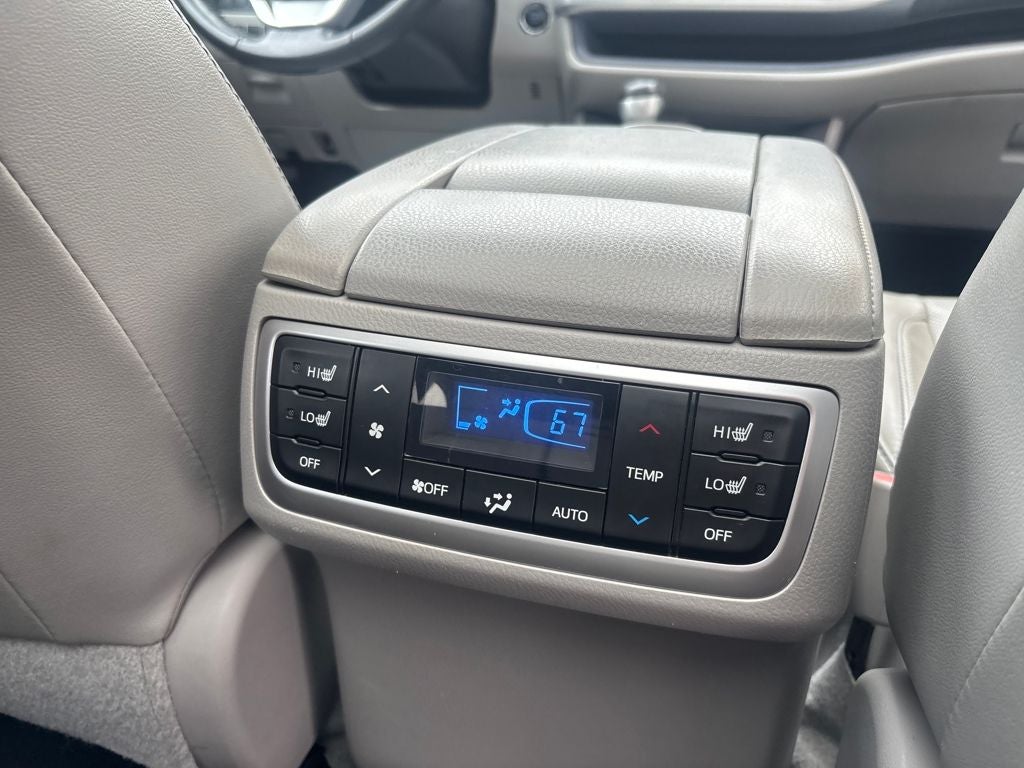 2018 Toyota Highlander Limited Platinum