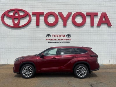 2026 Toyota Highlander Hybrid Platinum