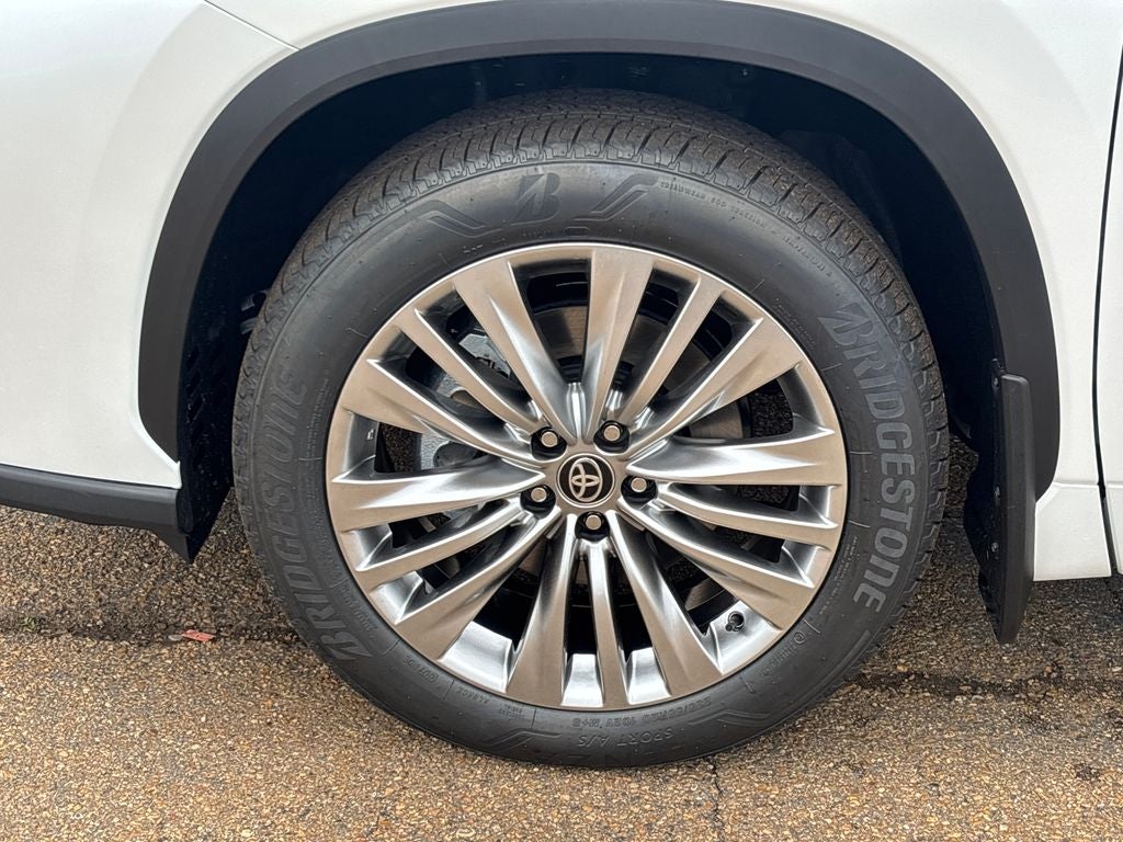 2026 Toyota Highlander Platinum