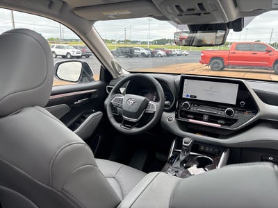 2026 Toyota Highlander Platinum