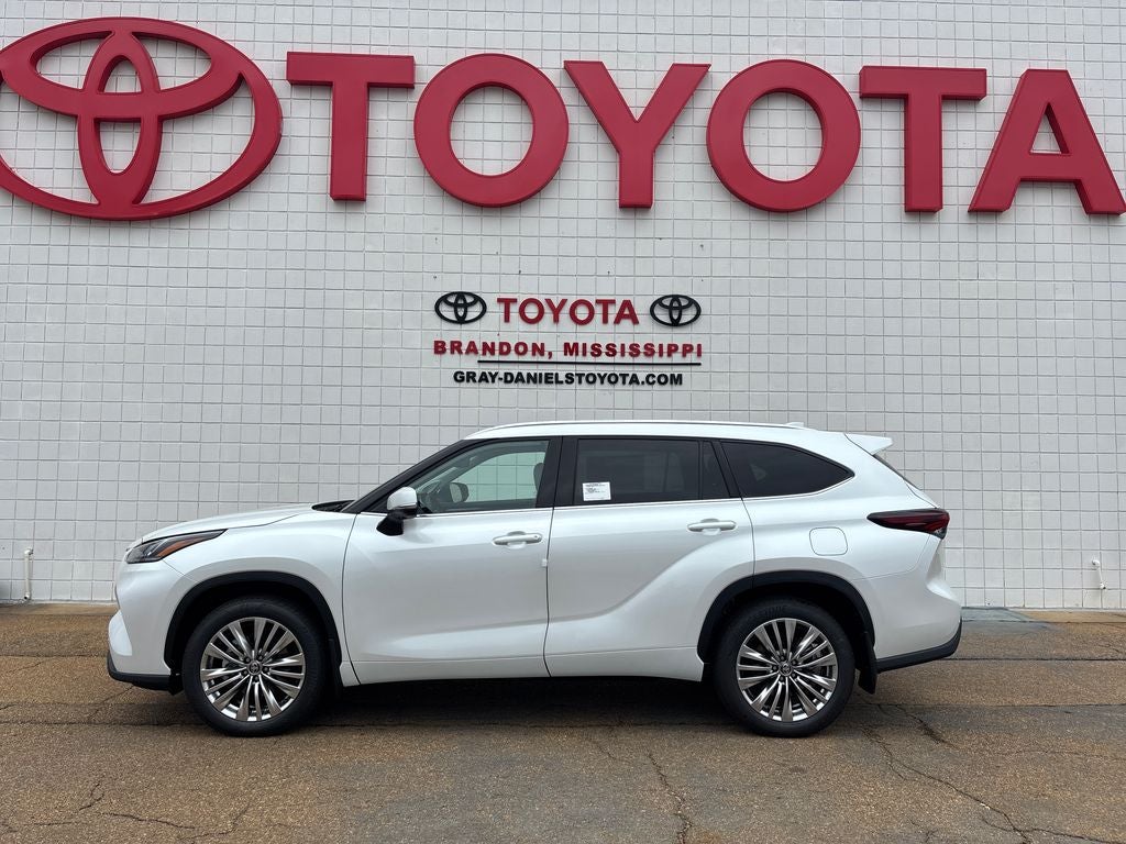2026 Toyota Highlander Platinum