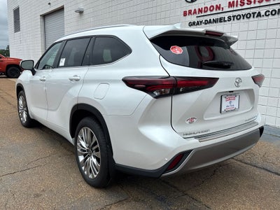 2026 Toyota Highlander Platinum
