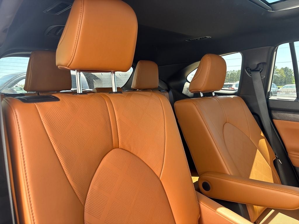 2025 Toyota Highlander Platinum