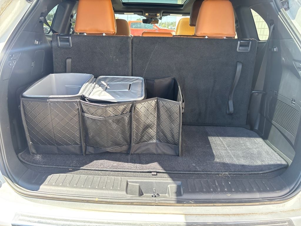 2025 Toyota Highlander Platinum