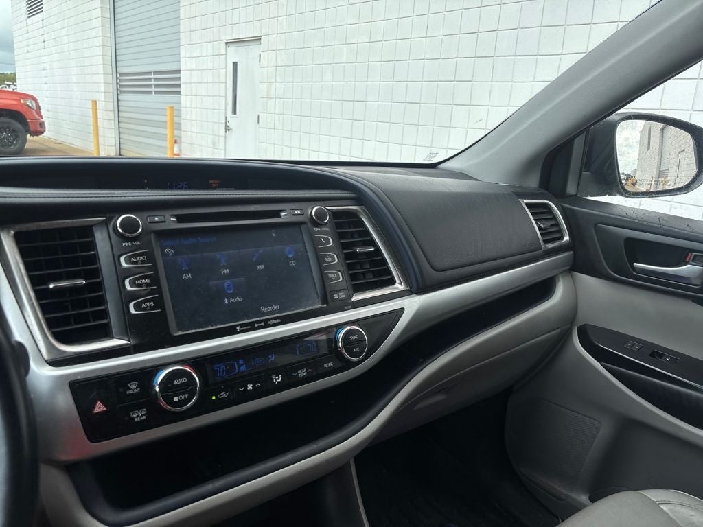 2016 Toyota Highlander XLE V6