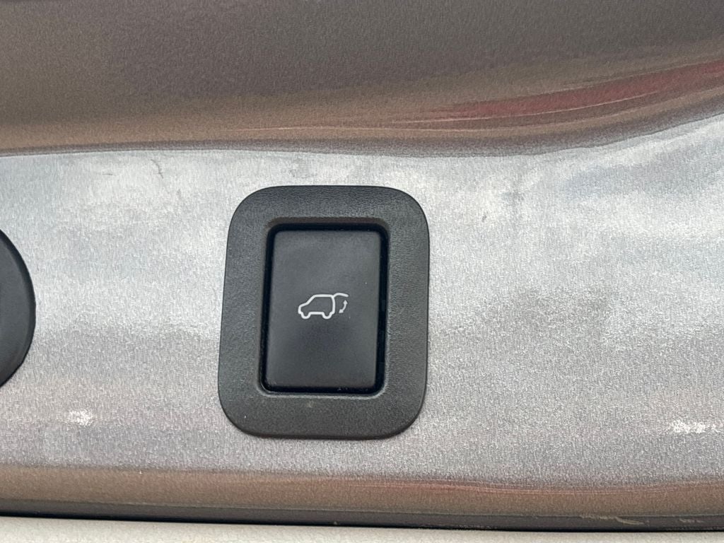 2016 Toyota Highlander XLE V6