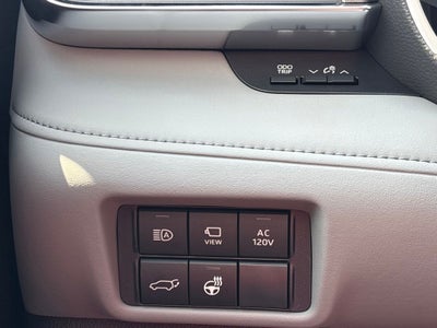 2026 Toyota Highlander Hybrid Limited