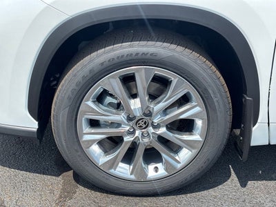 2026 Toyota Highlander Hybrid Limited