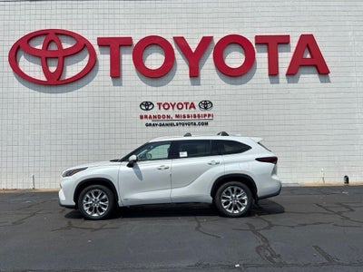 2026 Toyota Highlander Hybrid Limited