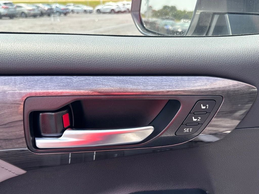 2026 Toyota Highlander Hybrid Limited