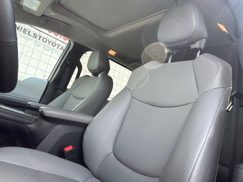 2026 Toyota Sienna XLE 8 Passenger