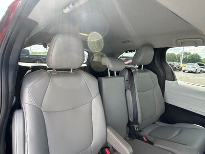2026 Toyota Sienna XLE 8 Passenger
