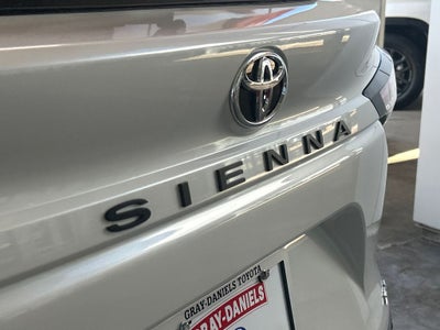 2026 Toyota Sienna XLE