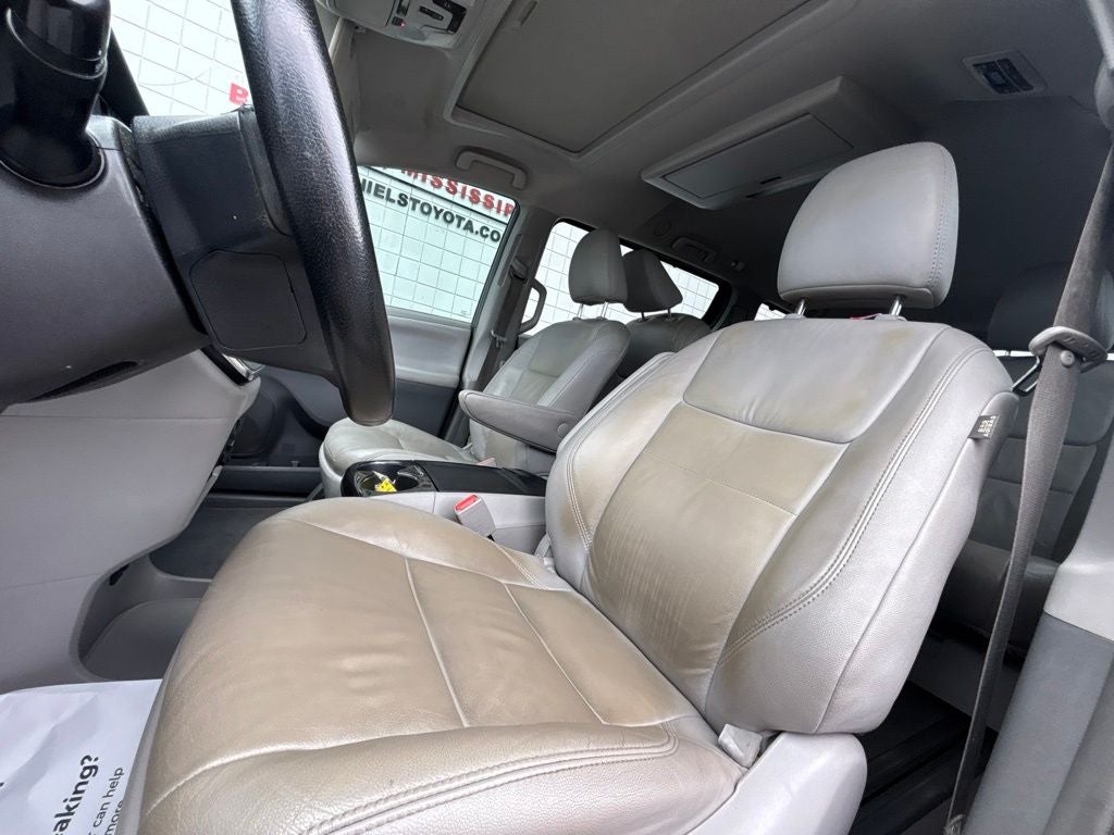2019 Toyota Sienna XLE Premium 8 Passenger