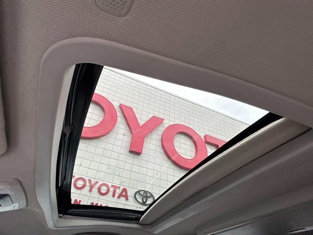 2019 Toyota Sienna XLE Premium 8 Passenger