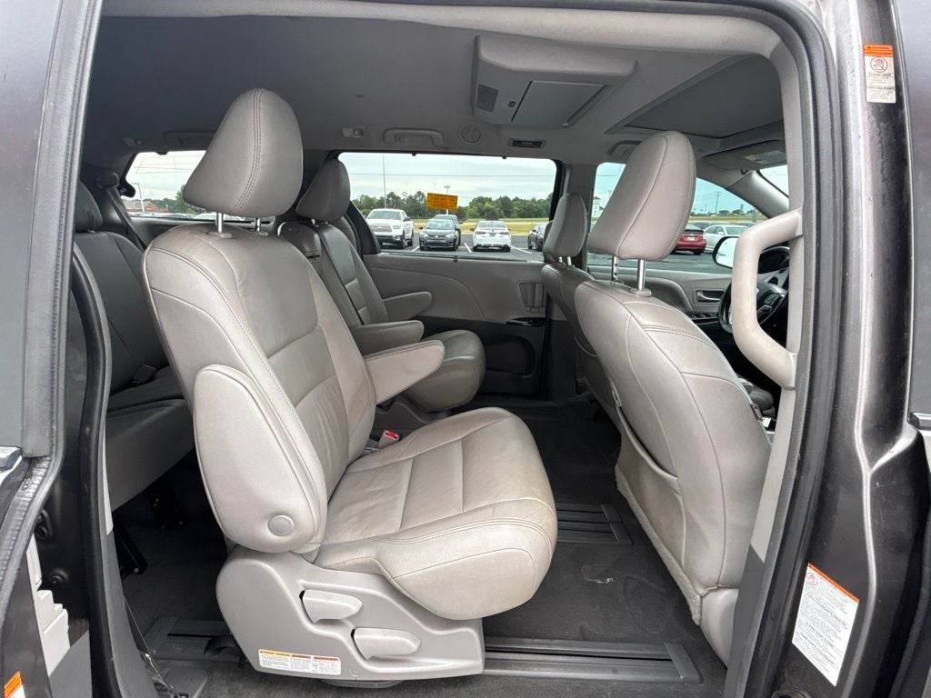 2019 Toyota Sienna XLE Premium 8 Passenger