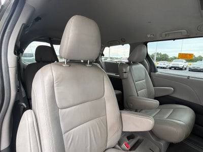 2019 Toyota Sienna XLE Premium 8 Passenger