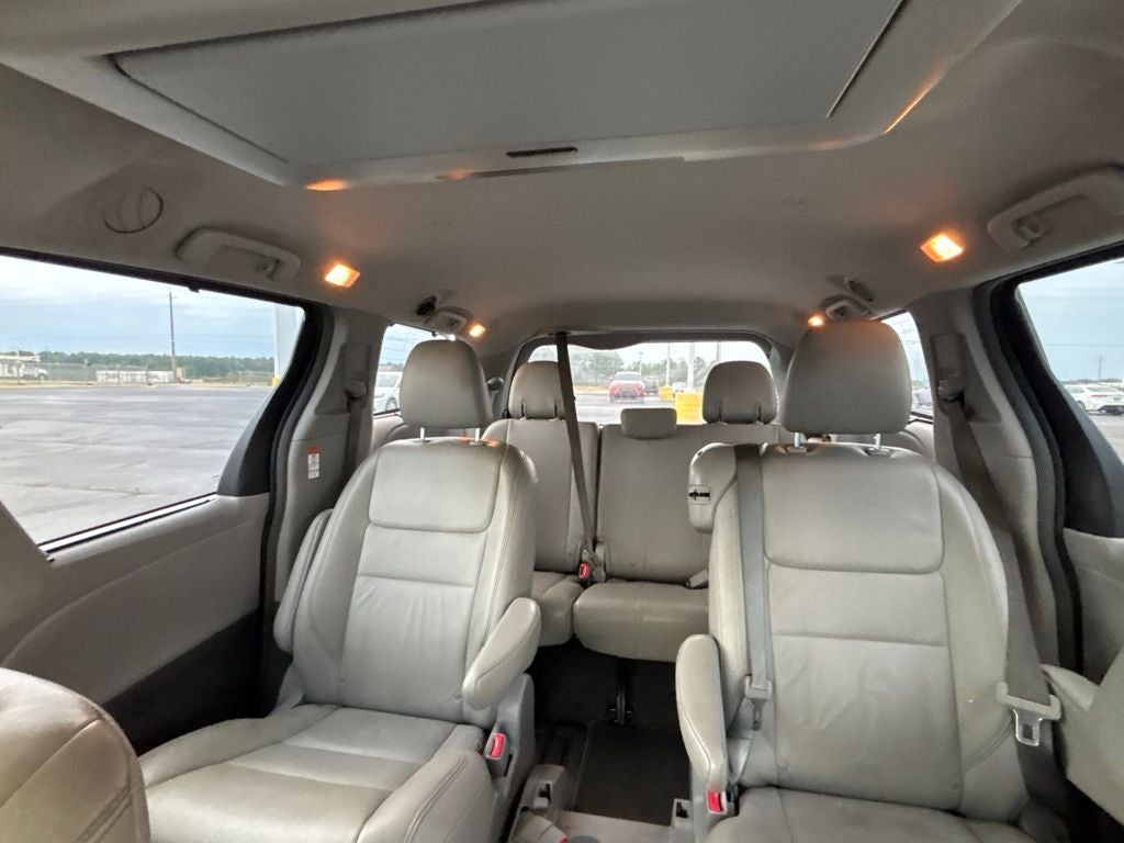 2019 Toyota Sienna XLE Premium 8 Passenger
