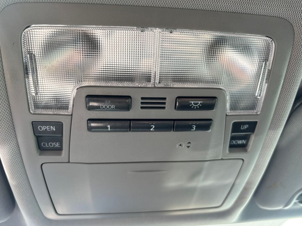 2018 Toyota Highlander Base