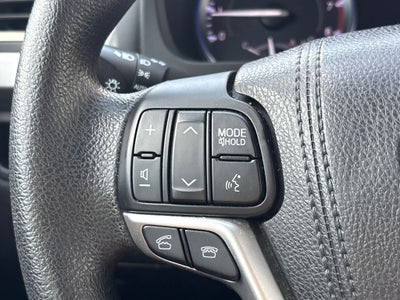 2016 Toyota Highlander LE