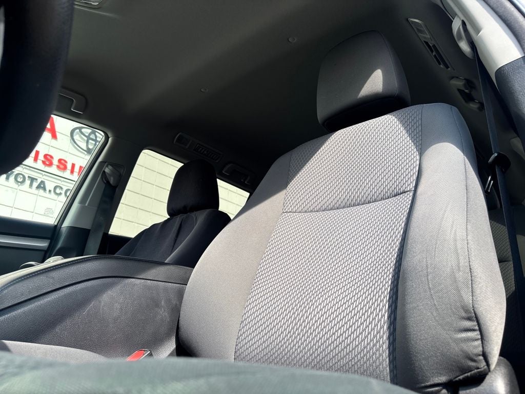 2016 Toyota Highlander LE