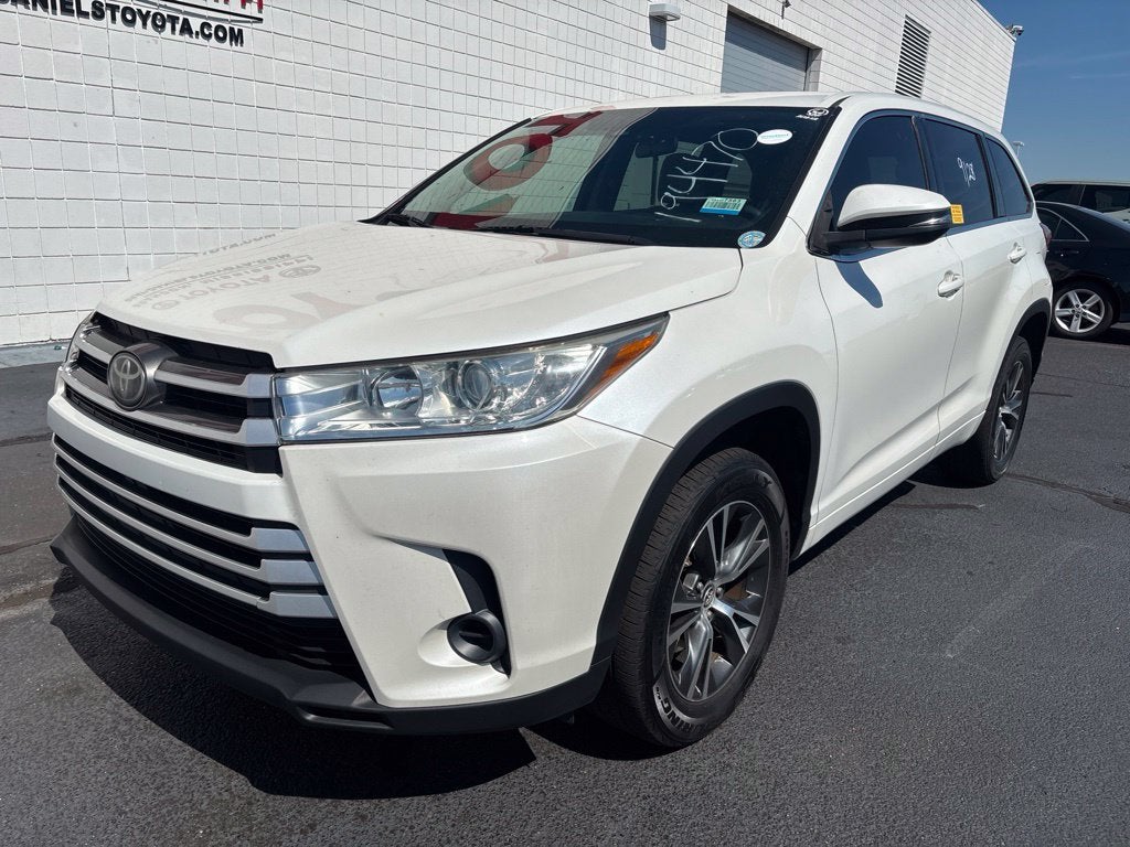 2017 Toyota Highlander LE