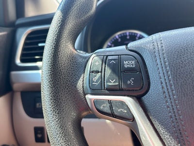 2017 Toyota Highlander LE