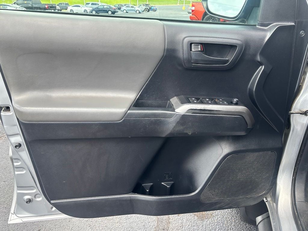 2019 Toyota Tacoma SR5 V6