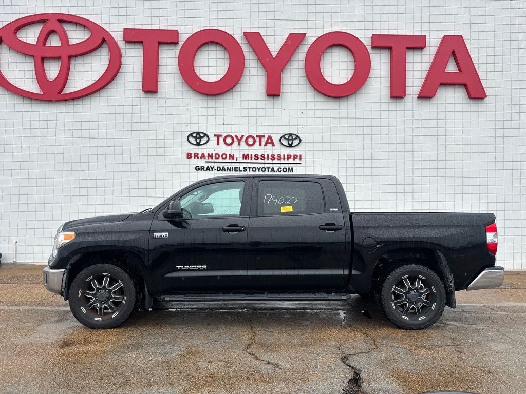 2016 Toyota Tundra SR5